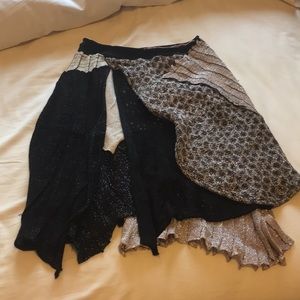 Skirt mid length. Draz brand.